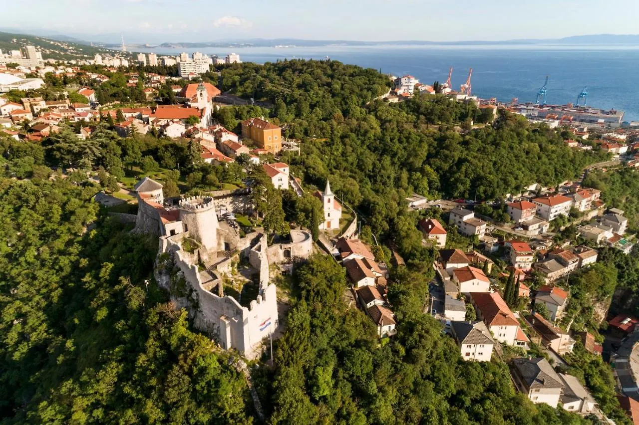 Paha-Paha Modern Apartment With Sea View, Fast Wi-Fi, And Free Parking! Rijeka