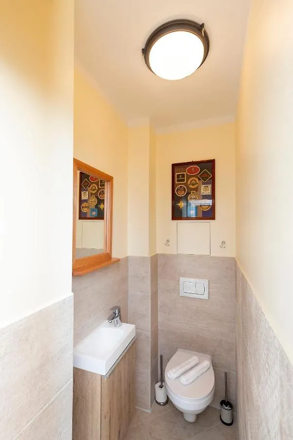 Paha-Paha Modern Apartment With Sea View, Fast Wi-Fi, And Free Parking! Rijeka